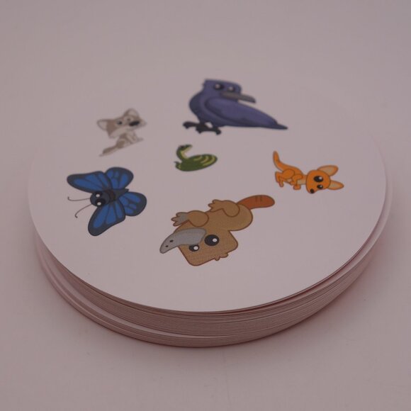 McDonald's 2025 Spot It! Animaux Game with Box - Picture 6 of 13